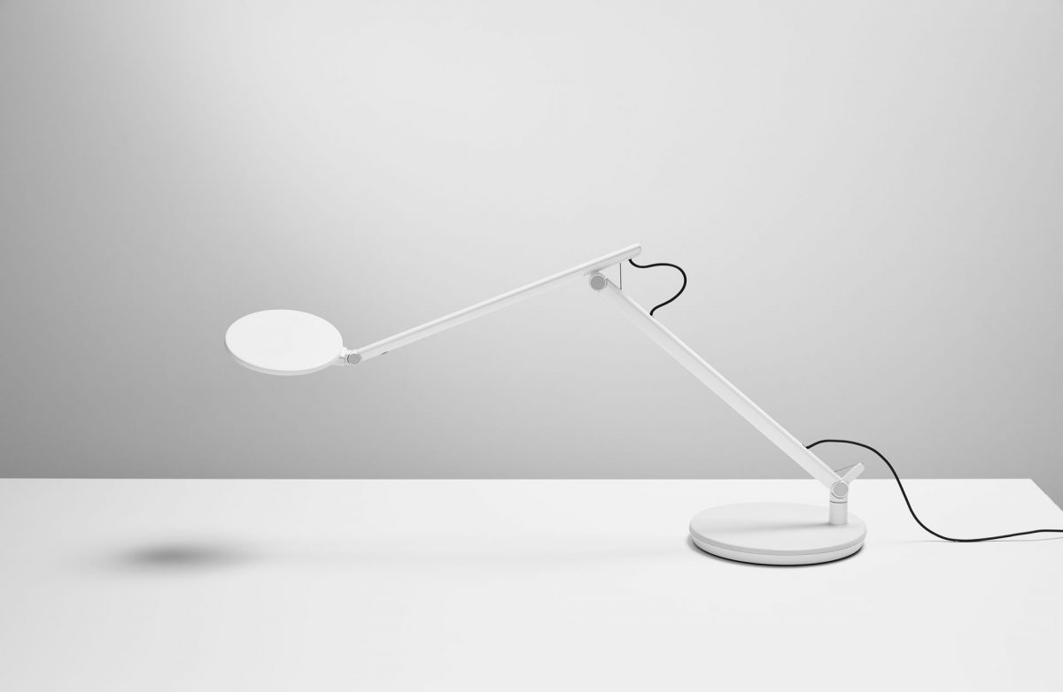 Humanscale top nova lamp