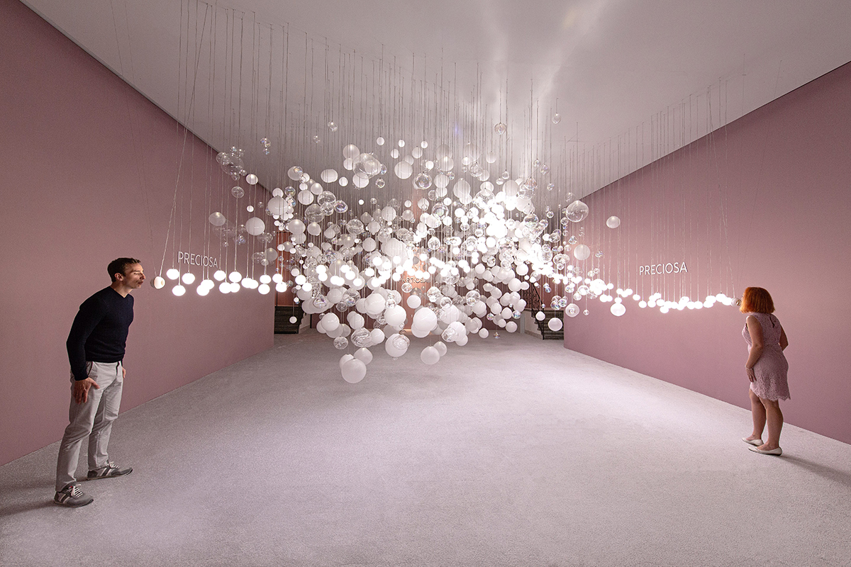 Art centric clearance lighting