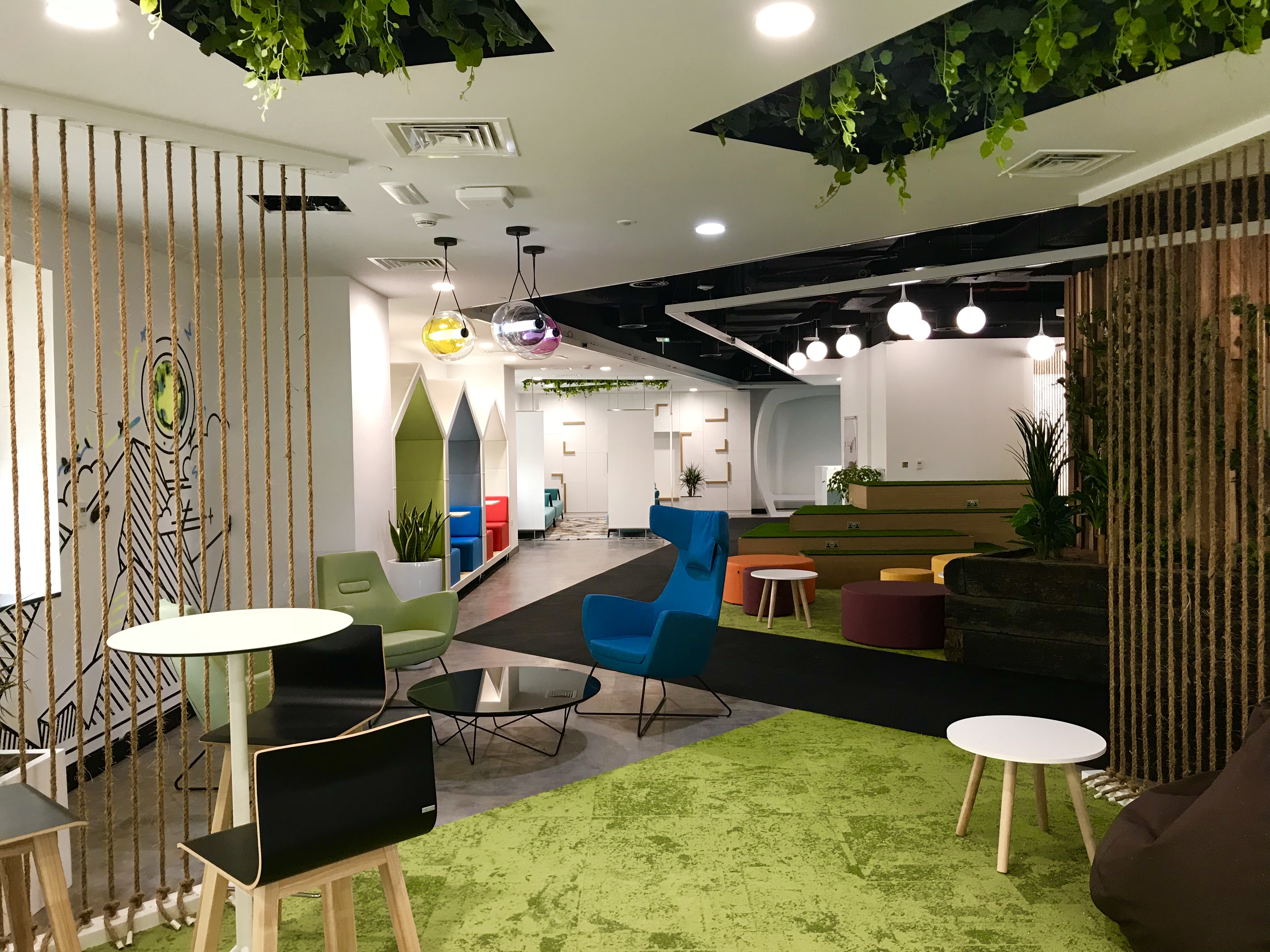 Broadway Interiors Designs Dewa S New Office Which Promotes