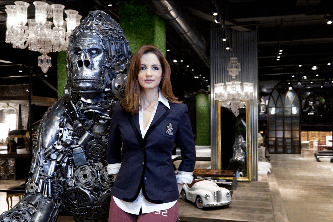 Sussanne Roshan Nominated Apac Interior Designer Of The Year Insight Annie Lebowitz And Prasad Naik Architect Im Pei Fashion Designers Alexander Wang And Christopher Kane And Philanthropist Ratan Tata Sussanne When the gladiators work is more like play.