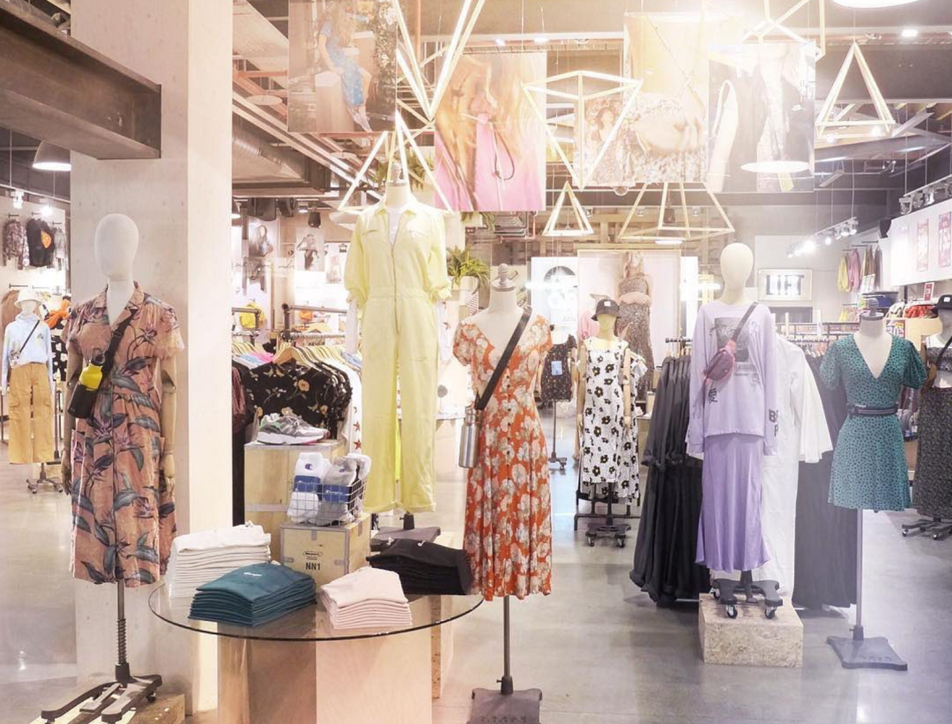 Fashion Chain Urban Outfitters To Open First Dubai Store In